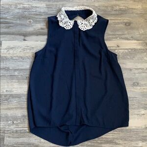 Women's Chloe K Button Down Lace Collar Sleeveless High Low Top Medium